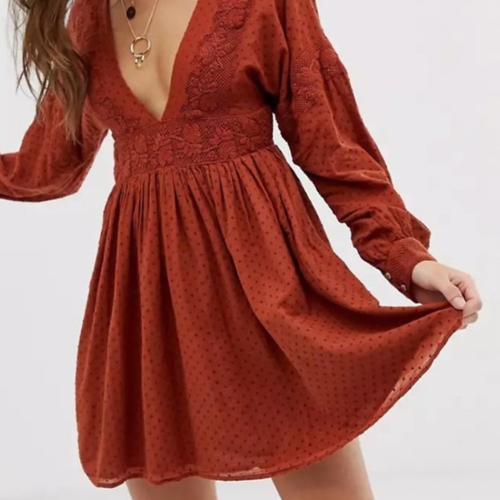 Free People Sugarpie Crochet Mini Dress Deep V Smocked Tie Waist Cinnamon Large - Picture 5 of 15